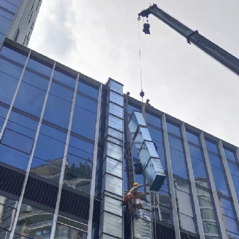金藝廚具在上海專注酒店餐廳排煙設備安裝通風排煙管道工程