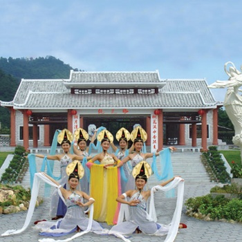 河源萬綠谷賞湖灣春色美景、油菜花田、森林徒步、萬綠湖鏡花緣兩天