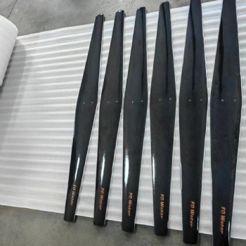 專業(yè)加工碳纖維水上自行車配件來圖定制