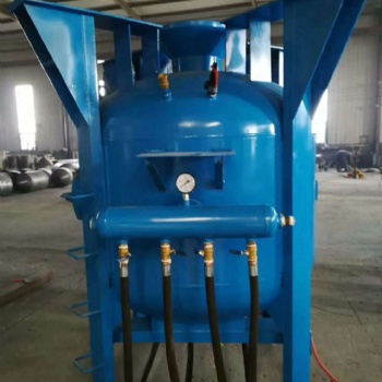 防腐工程螺桿空壓機 噴砂機 噴砂罐現(xiàn)貨供應(yīng)