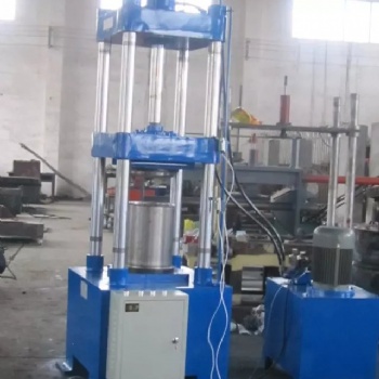 大桶卷邊 模具 鋼桶卷邊成型設(shè)備 德博機(jī)械 主要生產(chǎn) 200升大桶設(shè)備