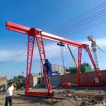 山東泰熠重工銷售租賃龍門吊起重機(jī) 門式起重機(jī) 橋式航車 花架提梁機(jī)