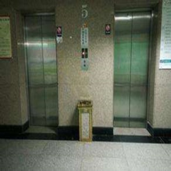 上海寶山地區(qū)，各種型號觀光電梯室外高層電梯回收