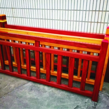 玻璃鋼復合材料（FRP）模塑格柵、拉擠型材、模壓SMC、BMC模塑制品；拉擠設備及模具