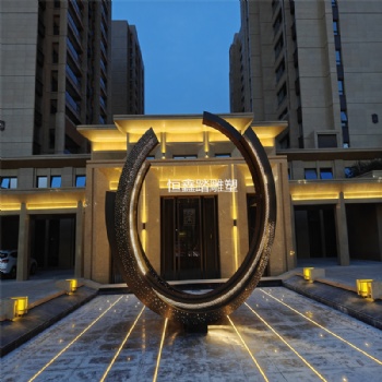 山東煙臺售樓部小區(qū)裝飾仿銅不銹鋼C形發(fā)光景觀雕塑廠家報(bào)價