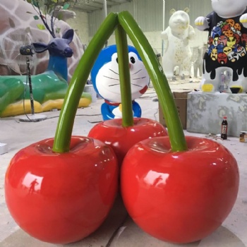 城市景觀玻璃鋼櫻桃雕塑仿真模型跟車?yán)遄印岸菲G”